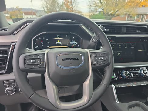 New 2026 GMC Sierra 2500 Denali image 17