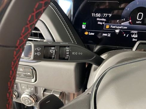 New 2026 GMC Yukon XL AT4 Ultimate AWD/4WD image 10