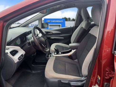 Used 2017 Chevrolet Bolt LT FWD image 7