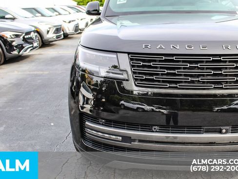 Used 2024 Land Rover Range Rover Long Wheelbase SE AWD/4WD image 11