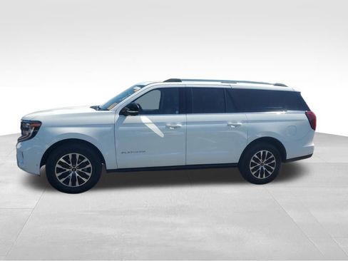 Used 2025 Ford Expedition Max Platinum AWD/4WD image 2