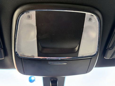 Used 2023 Dodge Charger SXT image 12