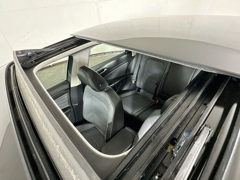 Used 2025 Volkswagen Jetta SEL FWD image 21
