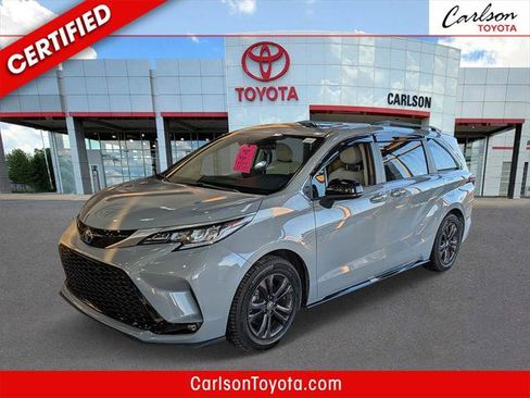 Certified 2024 Toyota Sienna XSE image 1