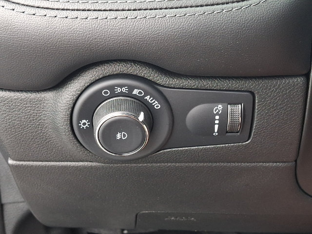 Used 2022 Dodge Durango GT AWD/4WD image 24