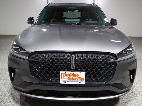 Used 2025 Lincoln Aviator Reserve w/ Equipment Group 201A AWD/4WD image 4