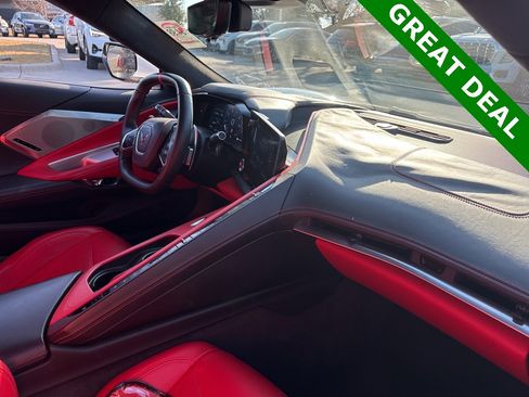 Used 2022 Chevrolet Corvette Stingray w/ Z51 Performance Package image 11