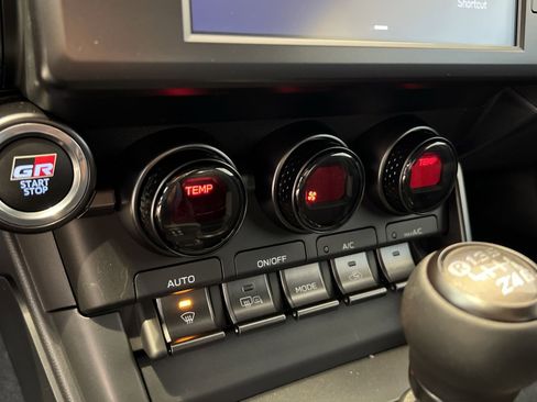 New 2026 Toyota GR86 YUZU Limited image 17