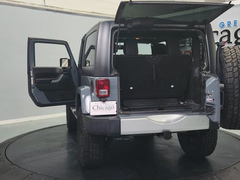 Used 2015 Jeep Wrangler Sahara w/ Connectivity Group AWD/4WD image 20