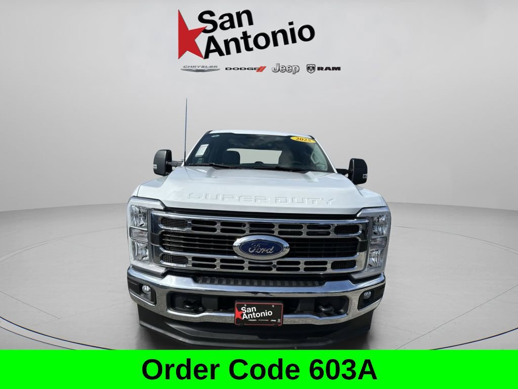 Used 2025 Ford F250 XLT AWD/4WD image 4