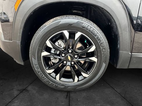 Used 2023 Chevrolet TrailBlazer LT AWD/4WD image 14
