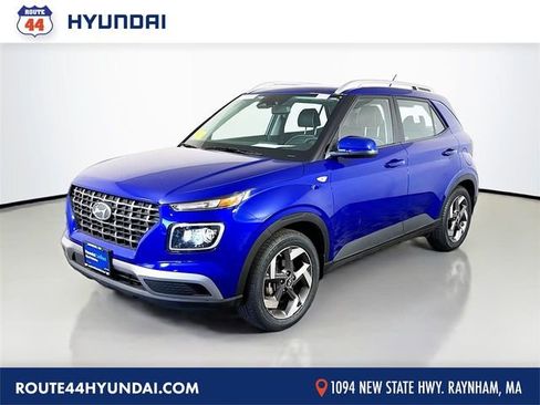 Certified 2024 Hyundai Venue Limited image 1