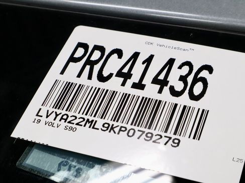 Used 2019 Volvo S90 T6 Inscription w/ Advanced Package image 34