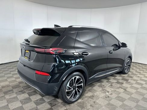 Used 2023 Chevrolet Bolt EUV Premier w/ Sun & Sound Package image 3