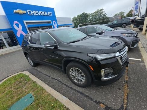 Used 2023 Chevrolet Traverse LT AWD/4WD image 1