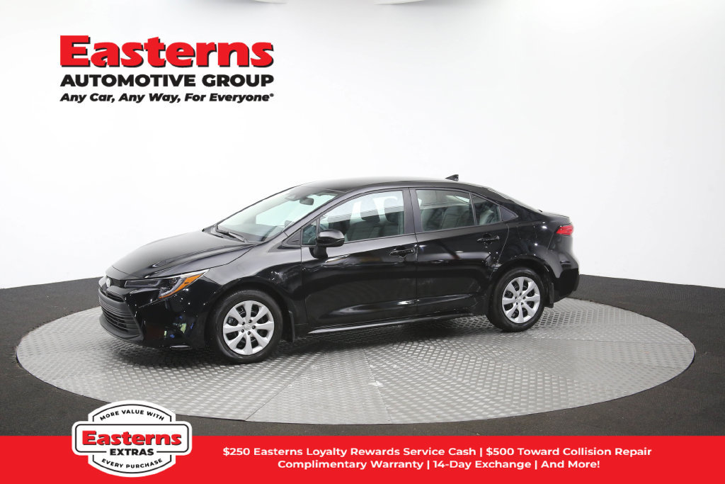 Used 2026 Toyota Corolla LE FWD image 58