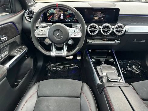 Used 2023 Mercedes-Benz GLB 35 AMG 4MATIC image 21