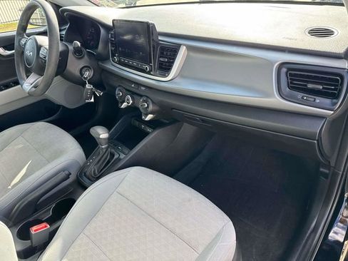 Used 2023 Kia Rio S image 18