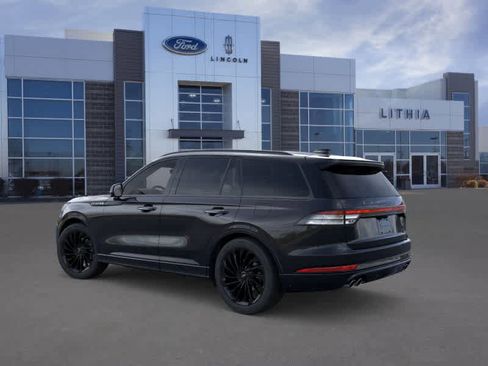 New 2026 Lincoln Aviator Reserve image 4