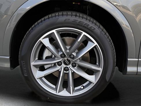 Used 2025 Audi Q3 2.0T Premium w/ Convenience Package image 27