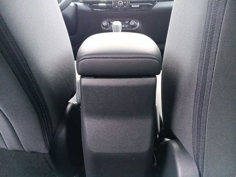 New 2026 Nissan Kicks SV w/ SV Premium Package image 29