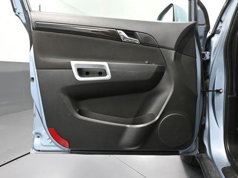 Used 2014 Chevrolet Captiva Sport LS image 16