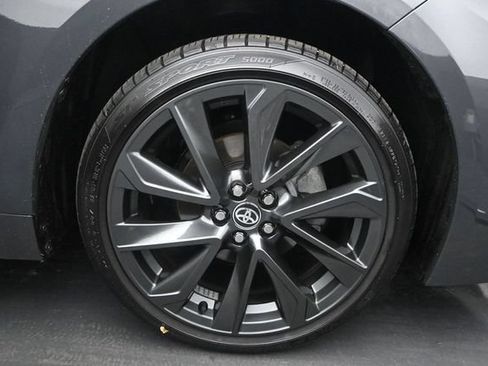 Used 2026 Toyota Corolla SE w/ SE Package FWD image 15