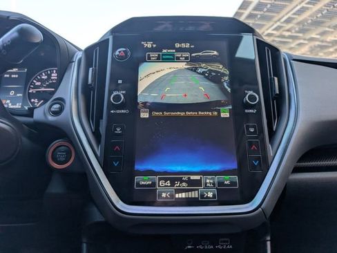 Certified 2024 Subaru Crosstrek 2.5i Limited w/ Crosstrek Mirror Package image 16