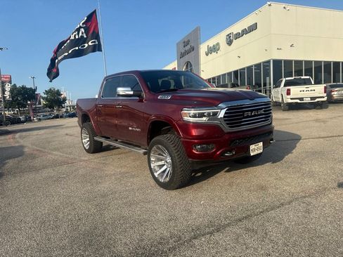 Used 2019 RAM 1500 Limited w/ Body Color Bumper Group AWD/4WD image 12