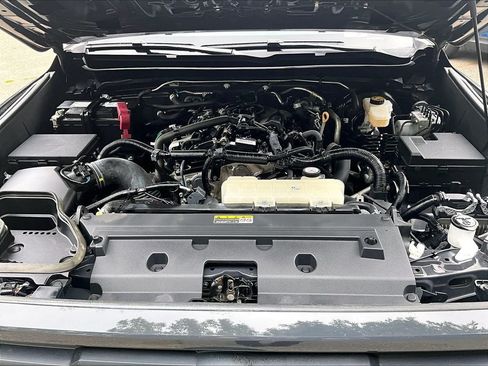 Used 2024 Toyota Tacoma TRD Off-Road AWD/4WD image 28