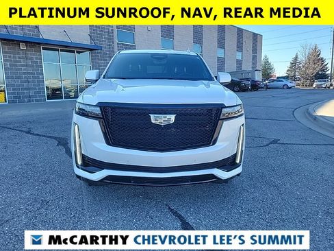 Used 2024 Cadillac Escalade ESV Sport Platinum w/ LPO, ONYX Package image 3