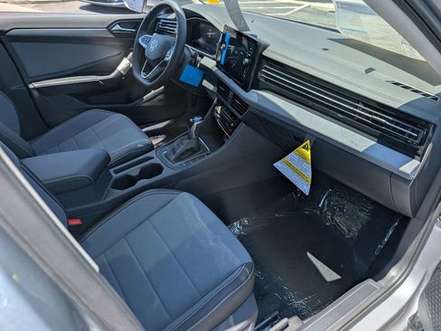 New 2025 Volkswagen Jetta SE image 23