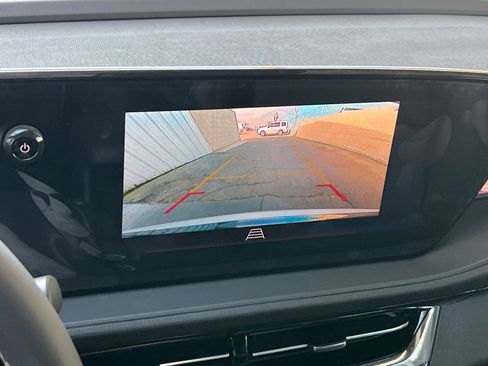 New 2026 Buick Envista Sport Touring w/ Advanced Safety Package image 18