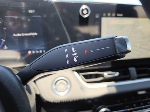 New 2026 Chevrolet Equinox LT w/ Safety and Technology Package FWD image 28