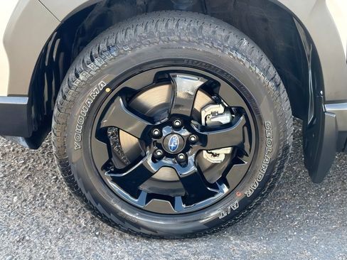 Used 2025 Subaru Forester Wilderness AWD/4WD image 10