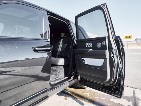 Used 2019 Rolls-Royce Cullinan image 29