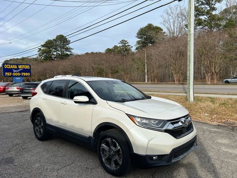 Used 2017 Honda CR-V EX image 3