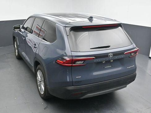 Used 2025 Toyota Grand Highlander AWD image 25