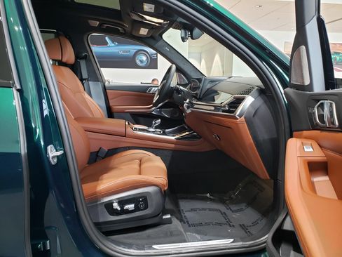 New 2026 BMW ALPINA XB7 AWD/4WD image 16