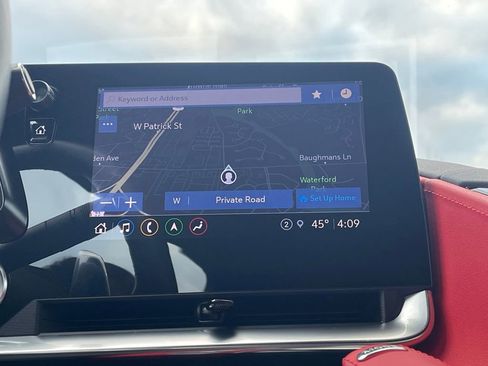 Used 2023 Chevrolet Corvette Stingray w/ Z51 Performance Package image 26