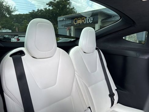 Used 2019 Tesla Model X 100D image 18