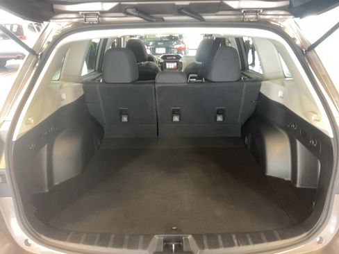 Used 2023 Subaru Forester Premium image 22