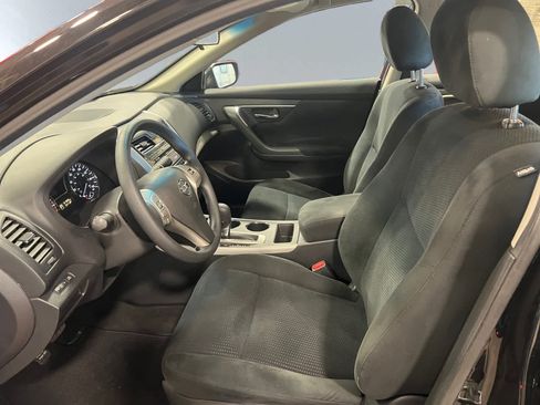 Used 2015 Nissan Altima 2.5 S w/ Sport Value Package FWD image 11