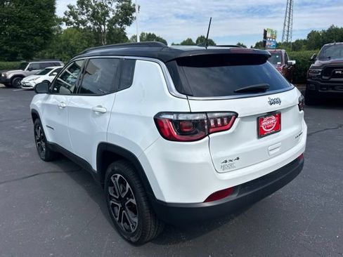 Used 2022 Jeep Compass Limited AWD/4WD image 11