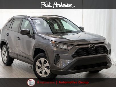 Used 2019 Toyota RAV4 LE