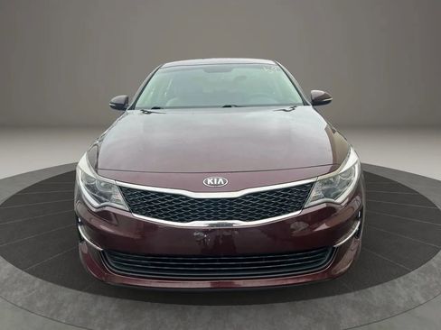 Used 2018 Kia Optima LX w/ 17" Alloy Wheels Package image 2