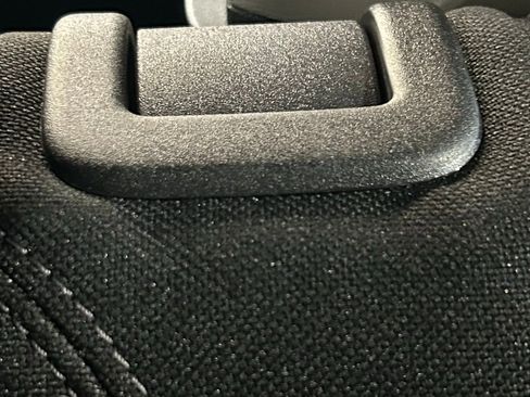Used 2024 Honda HR-V LX image 42