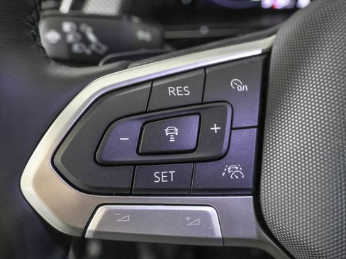 New 2026 Volkswagen Atlas Cross Sport SEL Premium R-Line AWD/4WD image 24