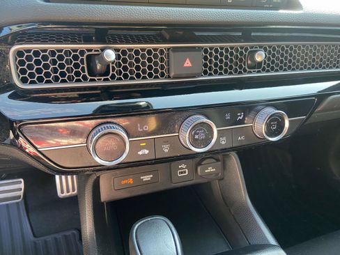 Certified 2024 Honda Civic Sport image 15