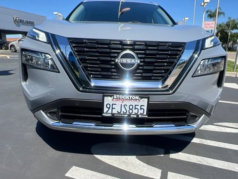 Used 2023 Nissan Rogue Platinum w/ Platinum Premium Package FWD image 7